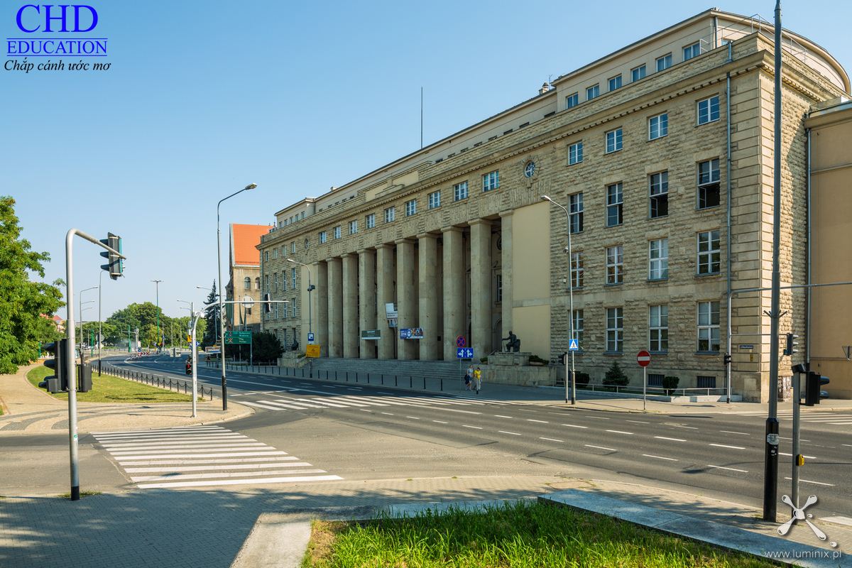 Du học Ba Lan - Đại học kinh tế Poznan