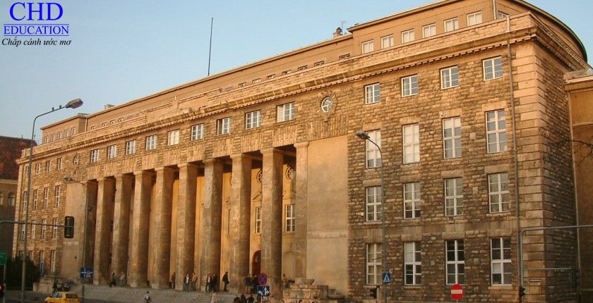 Đại học kinh tế Poznan - Du học Ba Lan