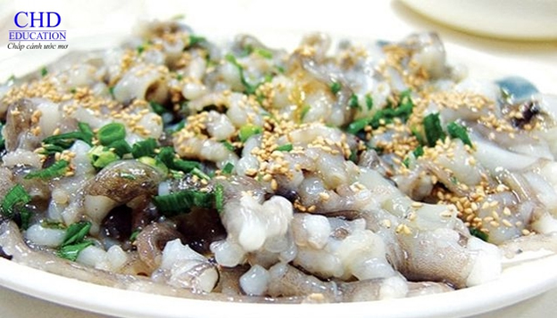 Hãy thử món sannakji (bạch tuộc sống)