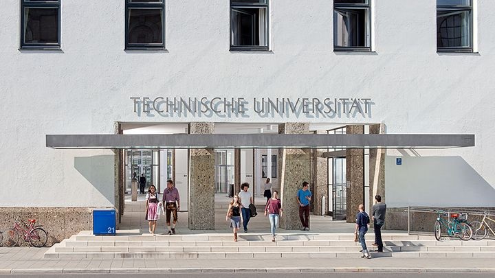 Đại học kỹ thuật tổng hợp Munchen-Đức