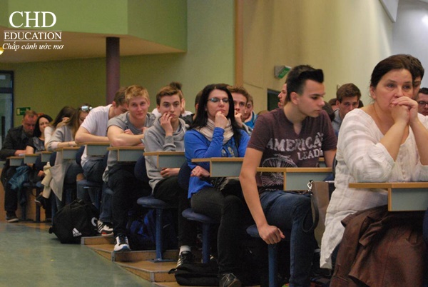 Ngành du học Ba Lan nào đang “hot” nhất hiện nay