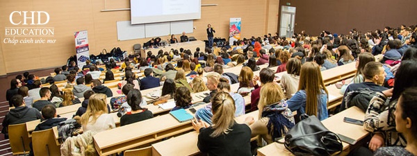 Đại học Łódź – Du học giá rẻ tại đại học hàng đầu Ba Lan