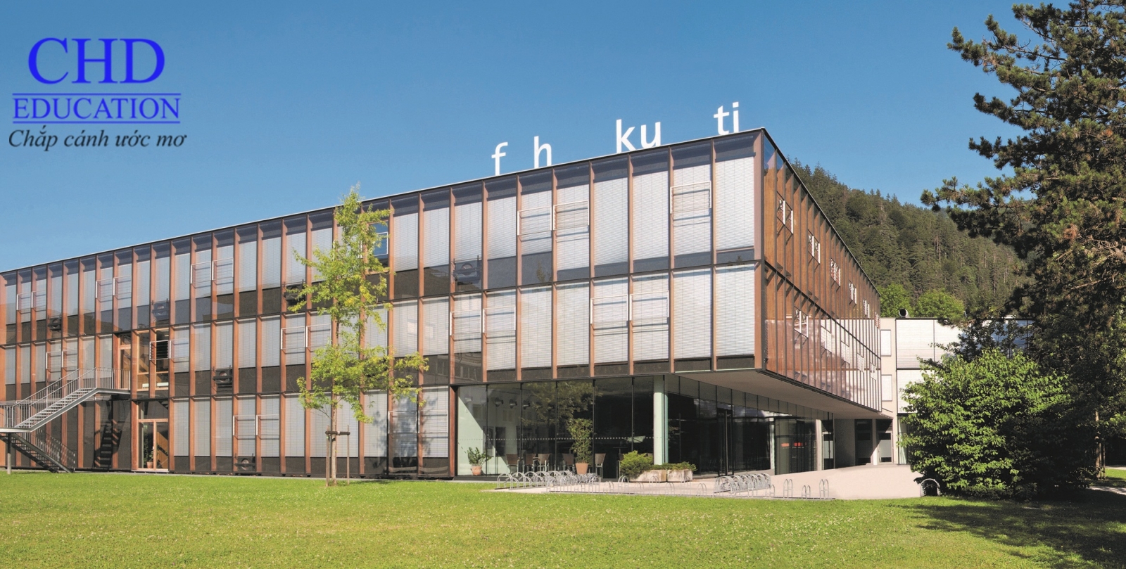 Du học Áo cùng trường Đại học Khoa học ứng dụng Kufstein