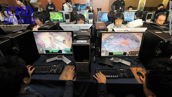 Tham gia chơi trò chơi Starcraft khi du học Hàn Quốc