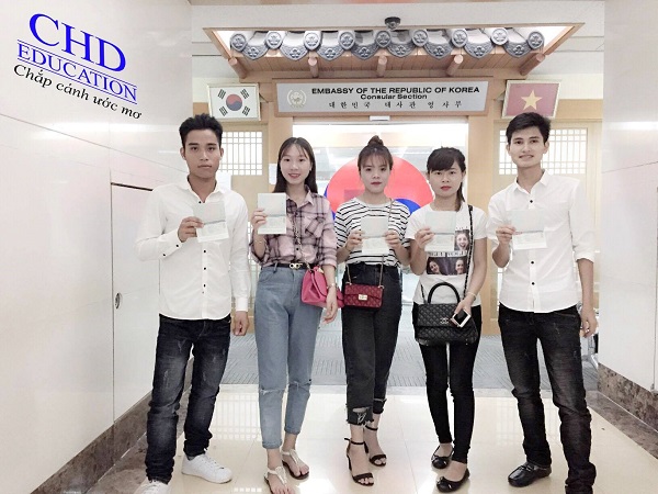 Học sinh có visa thẳng tại công ty du học CHD