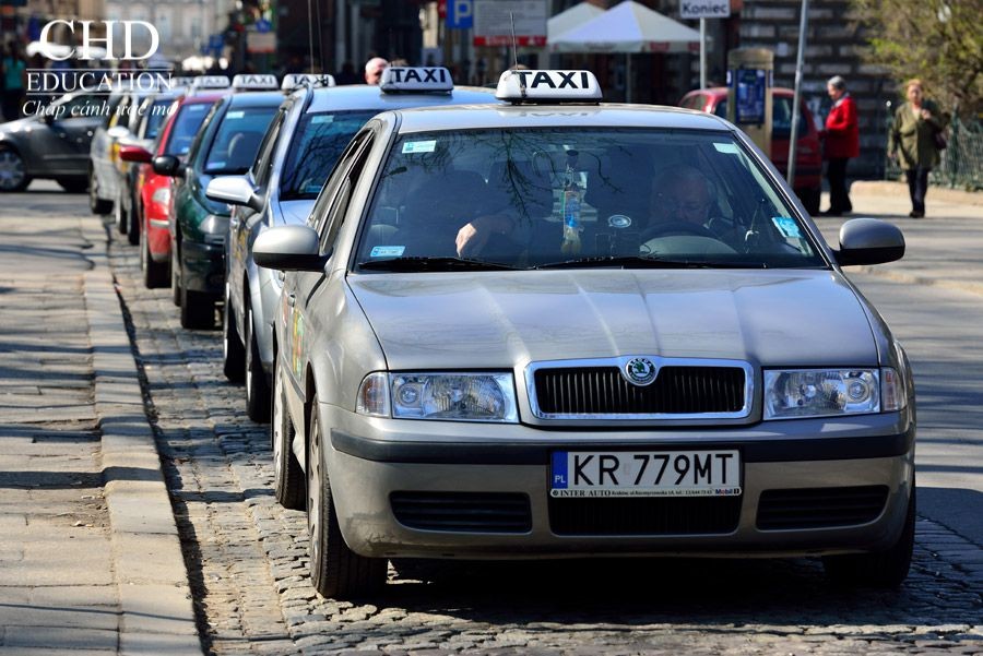 Giao thông ở Ba Lan - Phương tiện Taxi