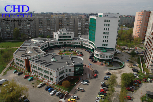 Du học Ba Lan Đại học Lazarki – Nơi ít nổi lo nhất của sinh viên
