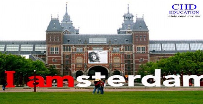 Du học Hà Lan giá rẻ 2020 với trường đại học Amsterdam