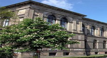 8 leading universities in Germany training Pharmacy (P1)