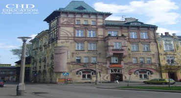 ĐẾN BA LAN HỌC CỬ NHÂN NGÔN NGỮ ANH TẠI ĐẠI HỌC BIELSKO-BIALA