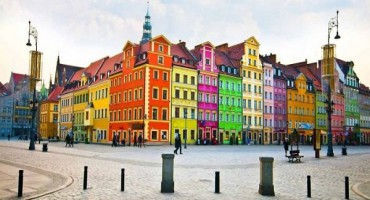 Du học Ba Lan - Học viện kinh doanh Dabrowa