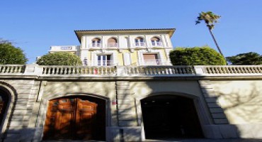 Học Bổng Toàn Phần Tại ESEI Business School - Cơ Hội Không Thể Bỏ Qua