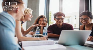 HỌC CÁCH HÒA NHẬP VỚI VĂN HÓA MỸ