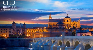 Học Đại học tại Tây Ban Nha không cần phải thi đầu vào