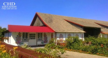 KHÔNG GIAN NGHỆ THUẬT TẠI LÀNG CỔ BA LAN