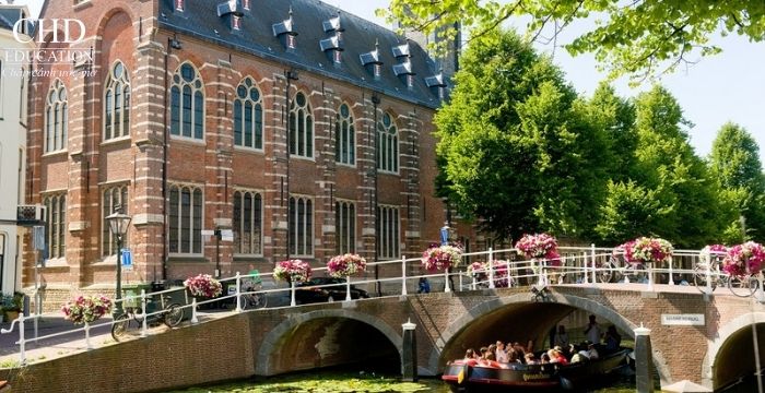 Đại học Leiden University