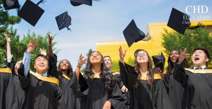 sinh viên tốt nghiệp tại đại học alberta