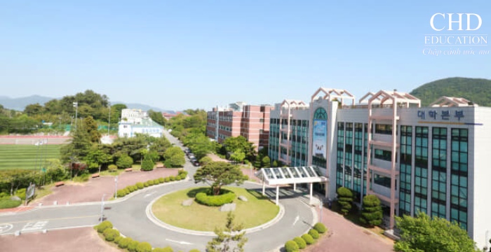 khuôn viên đại học Gyeongnam Namhae