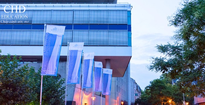 Đại học KHUD Frankfurt