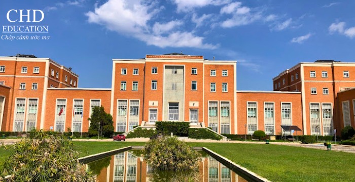 Đại học Complutense Madrid