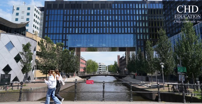  Đại học Amsterdam