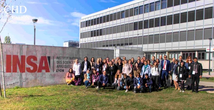 học KHMT tại INSA Lyon