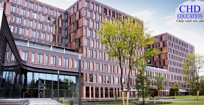 Trường Tài chính và Quản lý Frankfurt Đức