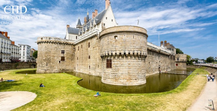 Lâu đài Ducs de Bretagne tại Nantes