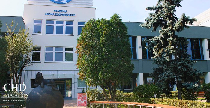 Đại học Kozminski Ba Lan