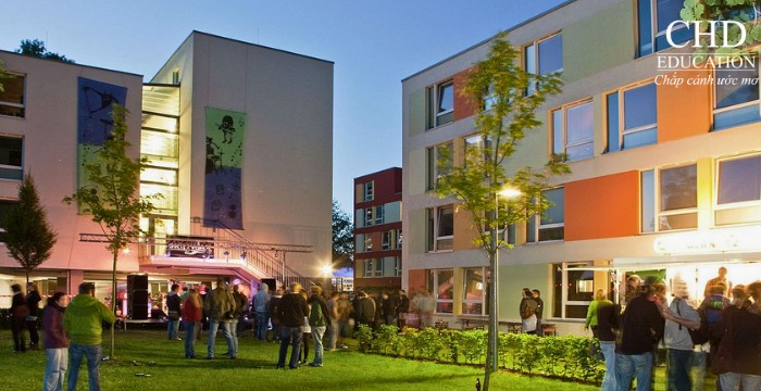 học tại Đại học Bremen