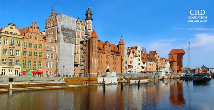 chọn chương trình tiếng Anh tại Ba Lan