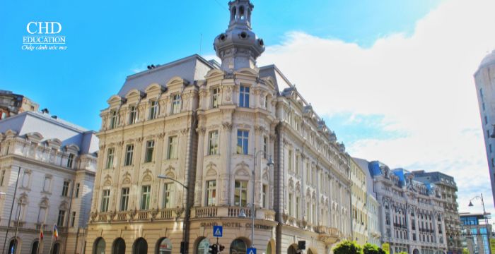 yếu tố ảnh hưởng đến học phí du học Ba Lan