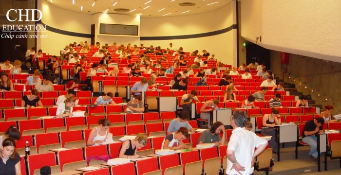 học tại VUB Bỉ