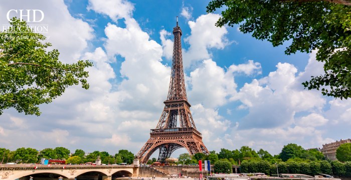 đăng ký hồ sơ EEF du học Pháp
