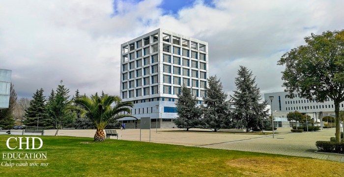 Đại học King Juan Carlos Tây Ban Nha