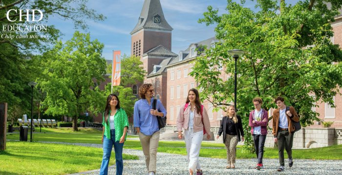 Đại học KHUD Breda