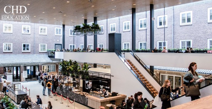 học tại Đại học KHUD Breda