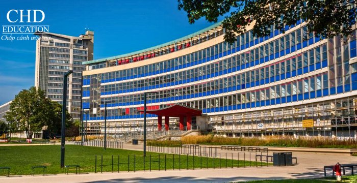 Đại học Strasbourg