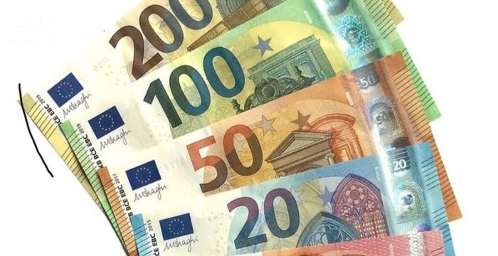 SO SÁNH TRƯỜNG ĐẠI HỌC CÔNG LẬP VÀ TƯ THỤC Ở PHÁP: NÊN CHỌN LOẠI HÌNH NÀO?