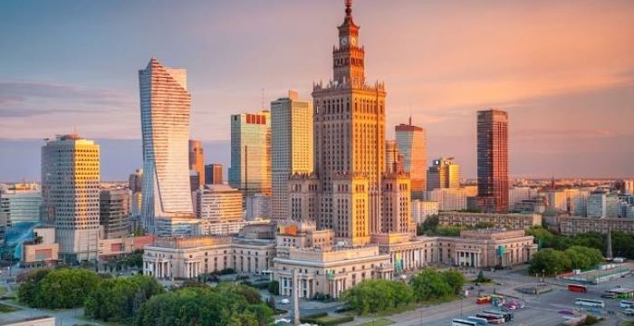 Ưu và nhược điểm khi du học tại các thành phố lớn của Ba Lan: Warsaw, Krakow, Gdansk