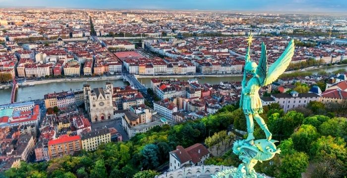 SO SÁNH CHI PHÍ SINH HOẠT DU HỌC TẠI 4 THÀNH PHỐ Ở PHÁP