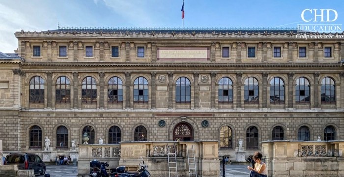 học mỹ thuât tại trường Beaux-Arts de Paris Pháp