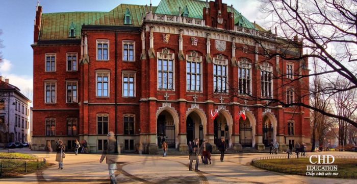 Rút ngắn thời gian khi du học Ba Lan bằng tiếng Anh