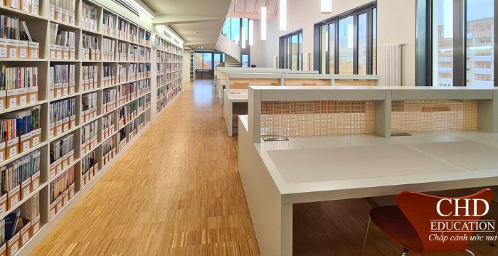 thư viện Đại học KHUD Neubrandenburg 