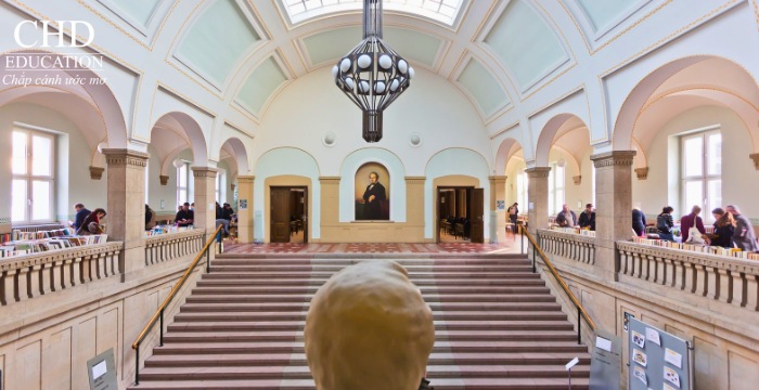 học tại Đại học Khoa học Ứng dụng Cologne