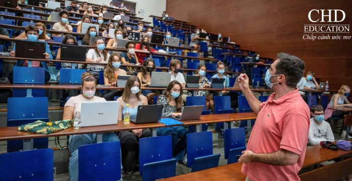 Đại học La Rochelle