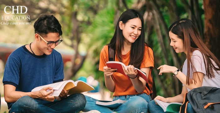 nên học đại học ở Pháp hay Việt Nam