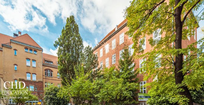 học tại Đại học Kinh tế Wroclaw