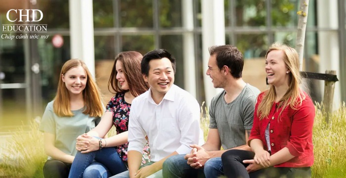 sinh viên tại Đại học Khoa học Ứng dụng Aeres