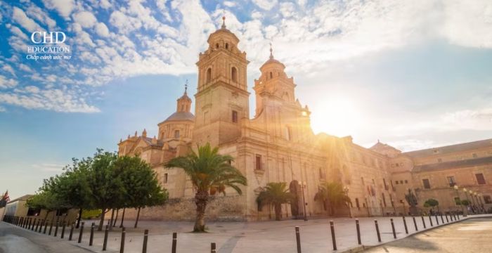 Các trường tư thục đào tạo thạc sĩ bằng tiếng Anh tại Tây Ban Nha